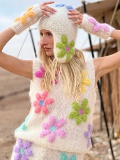 CHAPKA & MITTENS FREE FLOWERS ECRU