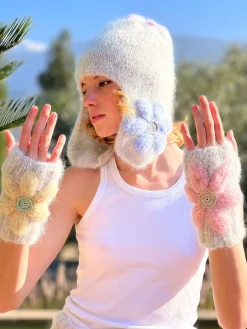 CHAPKA & MITTENS FREE FLOWERS GRIS