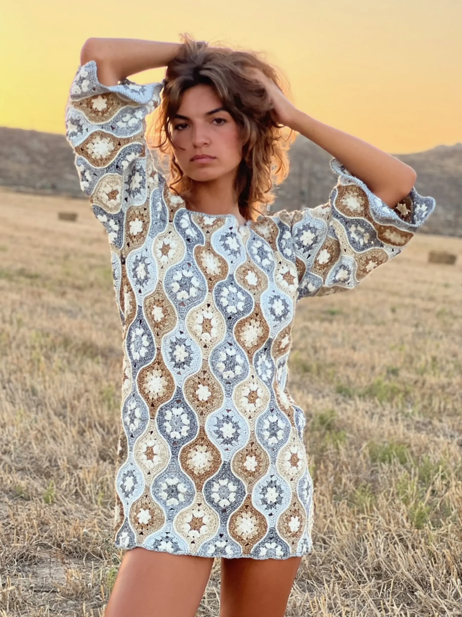 DRESS SLEEVES 3/4 LUXURY GOLD & SILVER
