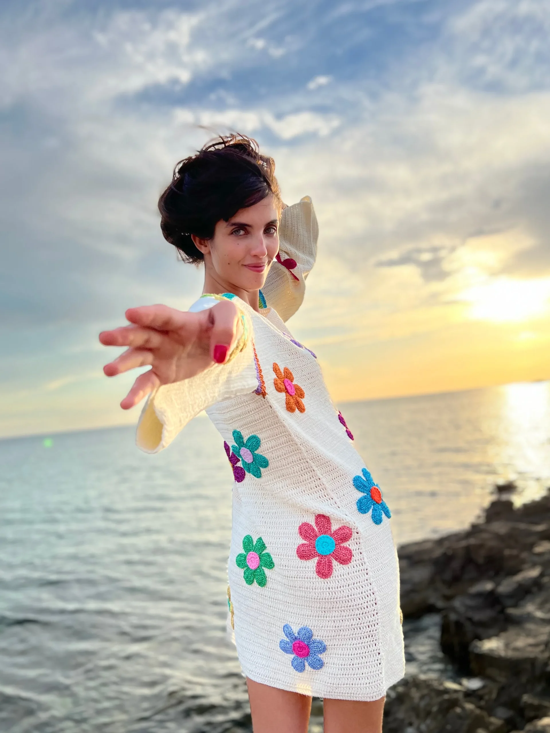 DRESS SLEEVES FREE FLOWERS ECRU