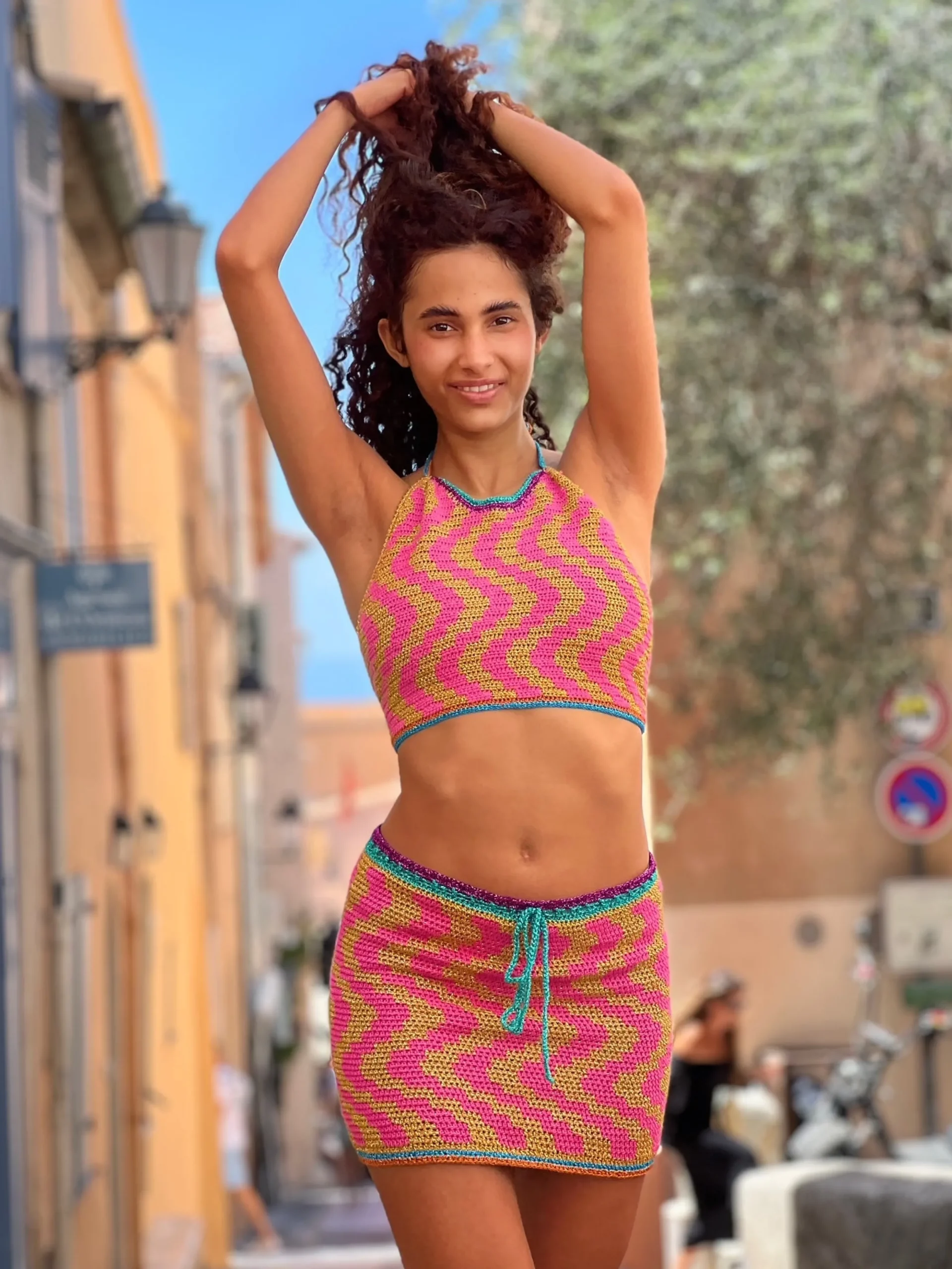 HALTER TOP ZIGZAG PINK