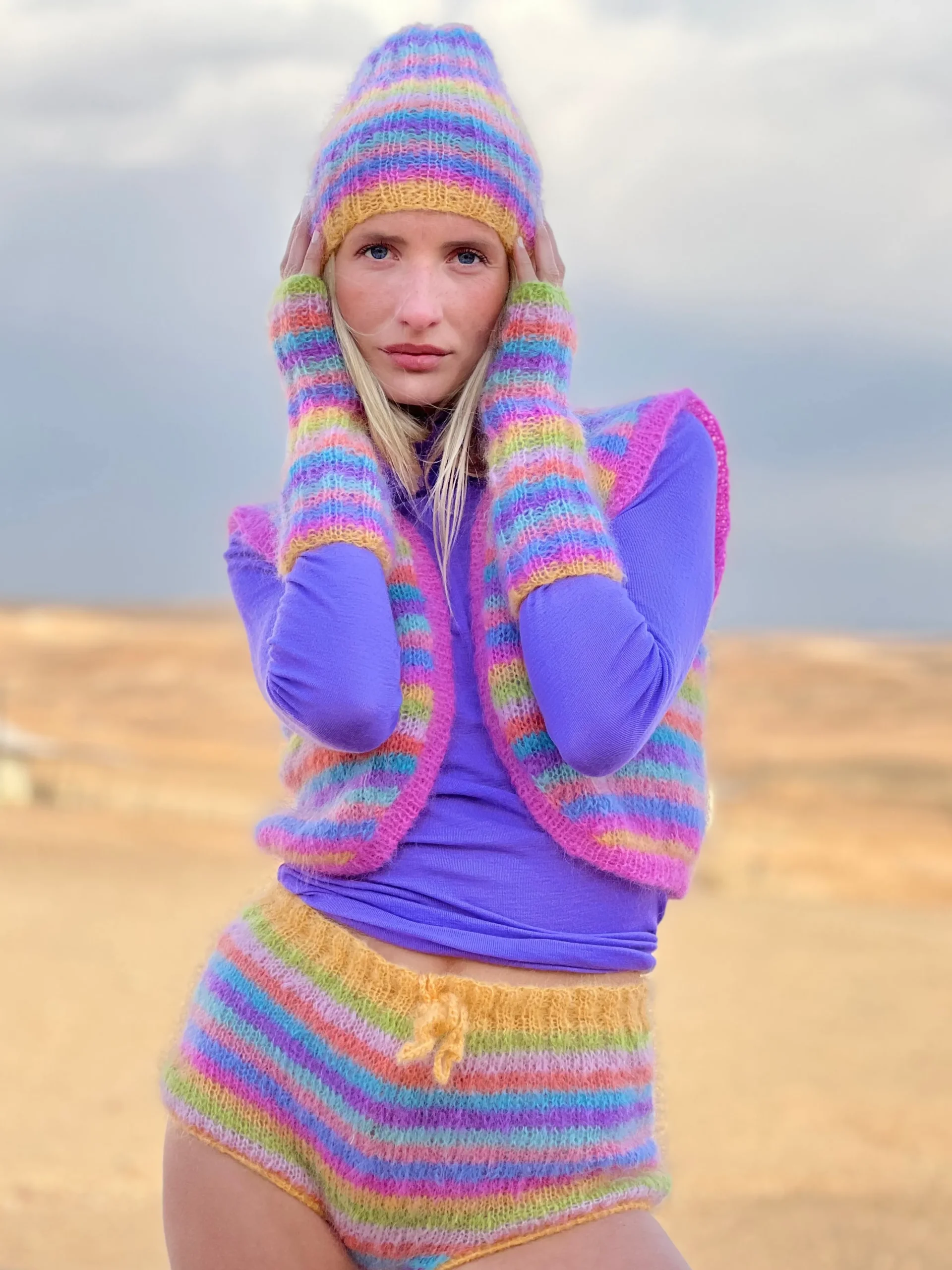 HAT & MITTENS MULTISTRIPES PASTELS