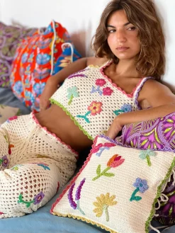PILLOW BLOOM