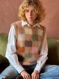 TOP PIXELS BEIGE